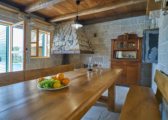 Luxury Mladenka Jesenice (Split-Dalmatia)