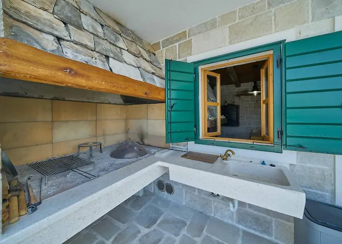 Villa Luxury Mladenka *