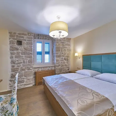 Villa Luxury Mladenka Jesenice (Split-Dalmatia)