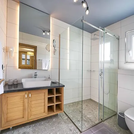 Luxury Mladenka 빌라 예세니체