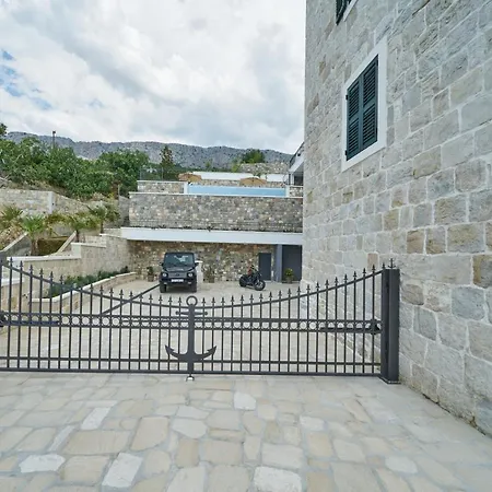 Luxury Mladenka 빌라 *