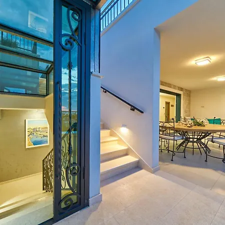 Luxury Mladenka Villa